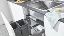 Grohe Blue Home - Cubo De Basura Extraíble 300 Mm, Dividido 15/15 L 40855000 -Grohe Shop b4c685cdd55bbe1b4a548b19