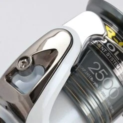 Shimano Stradic Spinning 2500 GTM RC 10 Shimano Stradic Spinning 2500 GTM RC -Grohe Shop stra spin6 team outdoors 550x550 1